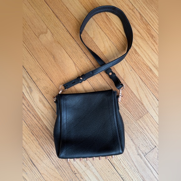 Alexander Wang Handbags - Alexander Wang purse bag in black pebbled leather with rose gold studs